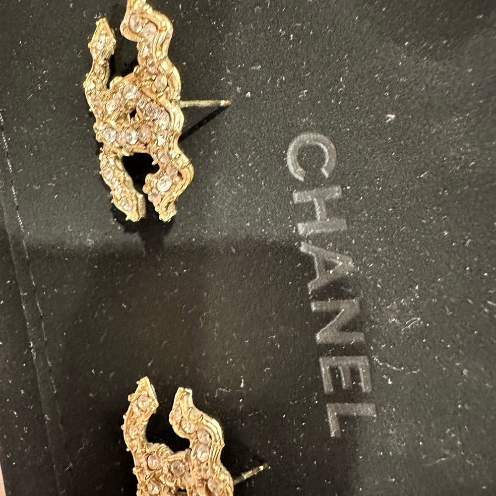 Chanel earrings - Picture 3 of 7